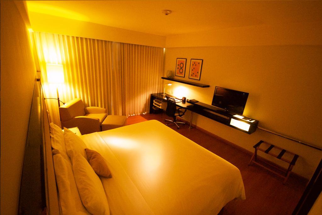 Pestana Caracas Premium City & Conference Hotel Exterior photo